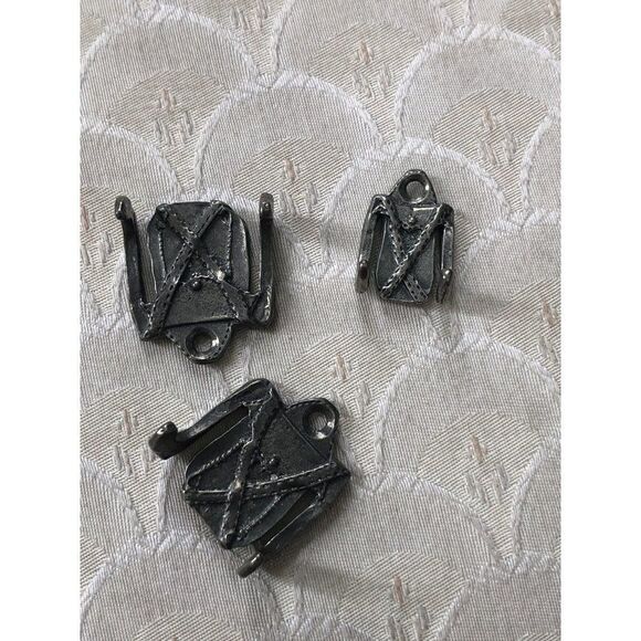 Vintage Metal Decorative Family Handles Measuring Spoons 1/4 1/2 1 tsp & 1 T - Picture 6 of 7